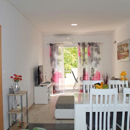 Malo Misto Apartment ดูกีรัท ภายนอก รูปภาพ