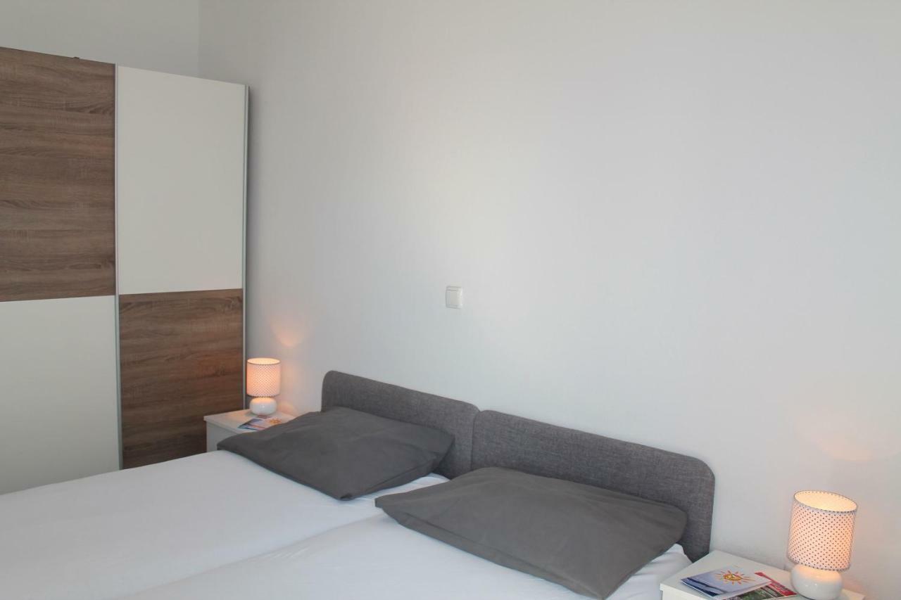 Malo Misto Apartment ดูกีรัท ภายนอก รูปภาพ
